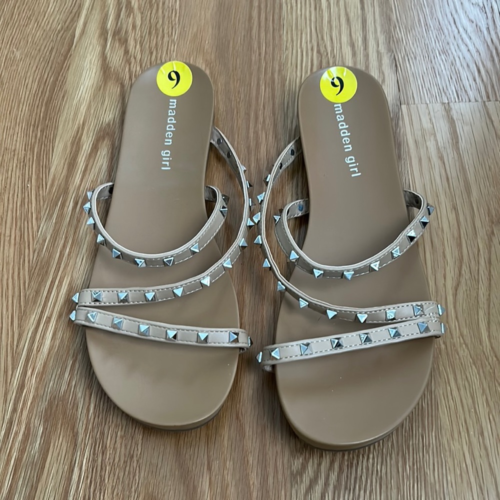 Never worn madden girl sandals